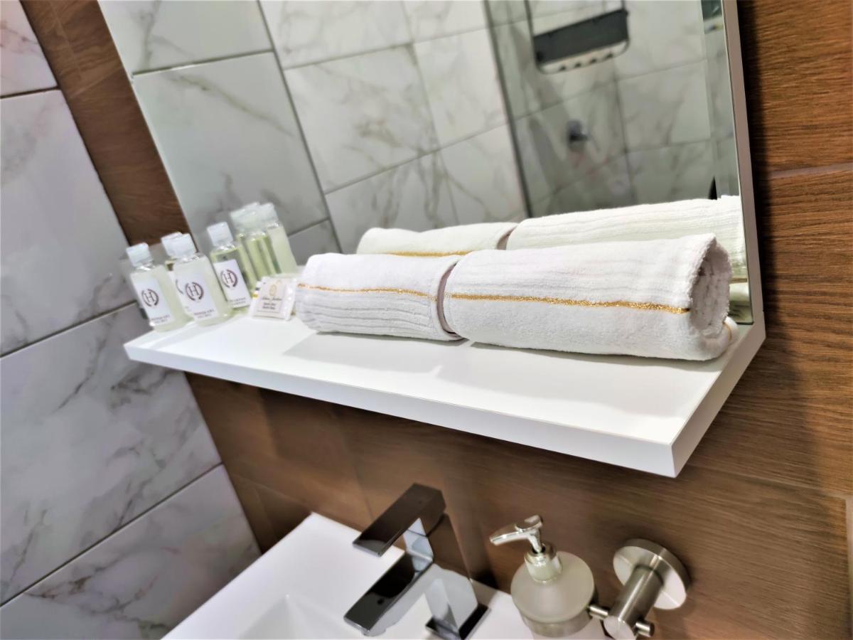 Rocas Hotel Орхей Екстериор снимка